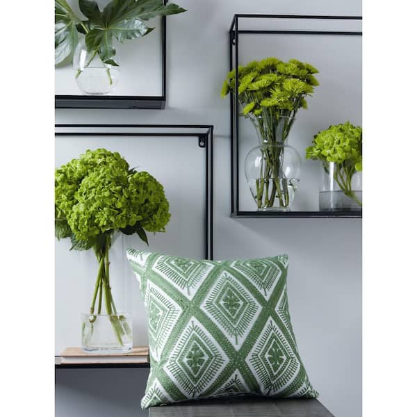 Bellvale Green/White Geometric Polyester 16 in. X 16 in. Throw Pillow (Set of 4)