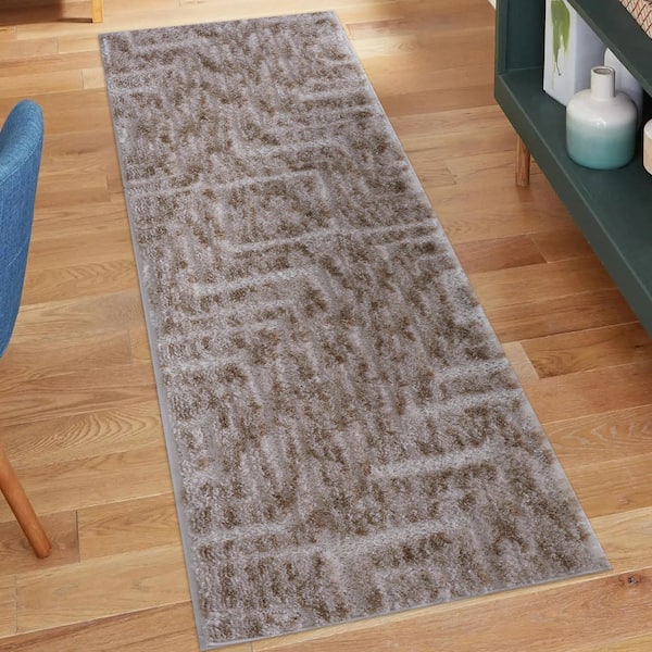 Aberdeen 2 ft. x 7 ft. Beige/Cream Runner Rug