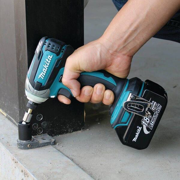 Makita - 18-Volt LXT Lithium-Ion Brushless Cordless 3-Speed Impact Driver Kit