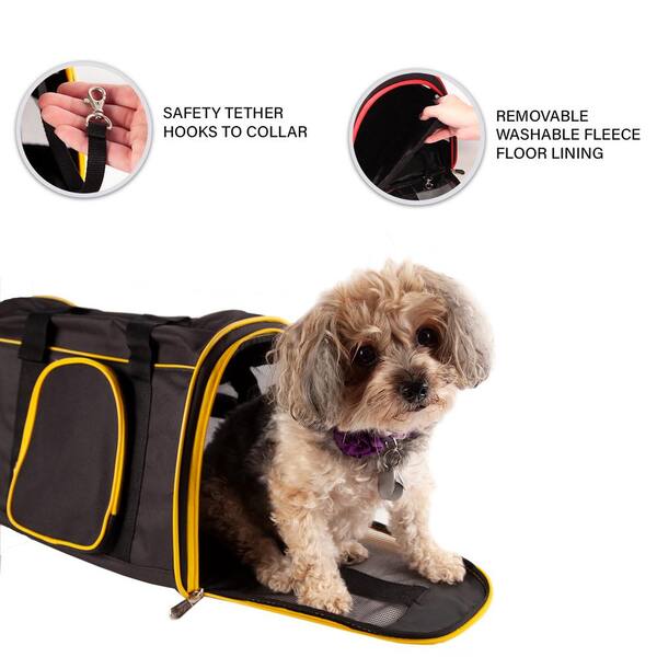 Denco NHL Pittsburgh Penguins Pet Carrier Premium 16 in. Bag in