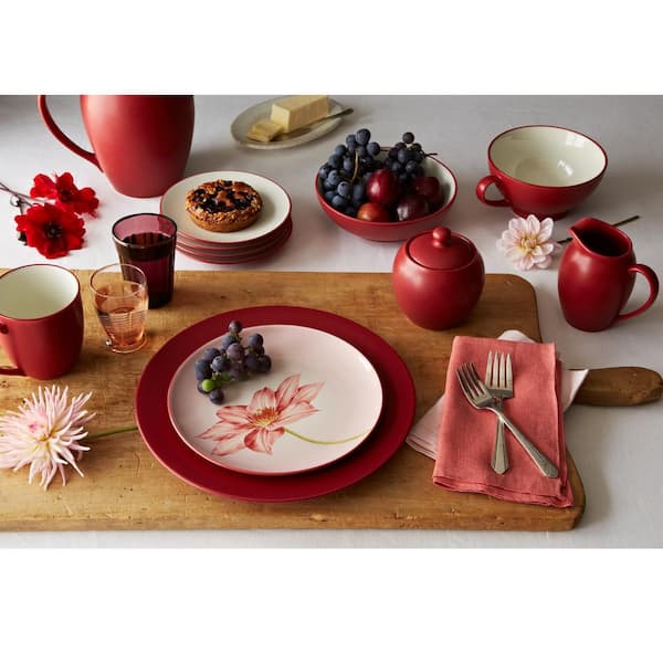 Colorwave Raspberry 8.25 in. (Cherry) Stoneware Floral Accent Plates, (Set of 4)