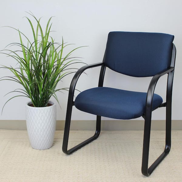 https://images.thdstatic.com/productImages/5f74e101-3091-4102-9567-d0bd24f27eda/svn/blue-boss-office-products-guest-office-chairs-b9521-be-31_600.jpg