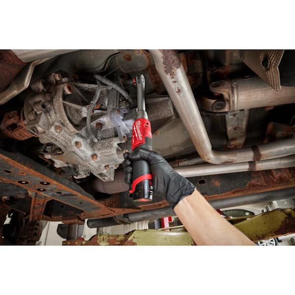 Milwaukee - M12 FUEL 12V Lithium-Ion Brushless Cordless 3/8 in. Extended Reach High Speed Ratchet Kit