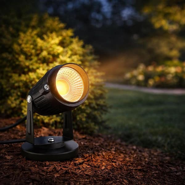 BeamBox 2800k ‎Black Plug-in, Integrated LED Landscape Flood Light