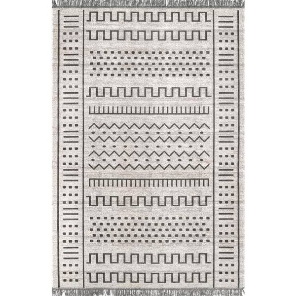 nuLOOM Cora Tribal Tassel Light Gray 5 ft. x 8 ft. Indoor/Outdoor Patio