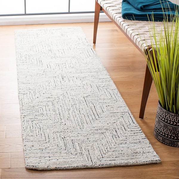 Micro-Loop Light Grey/Ivory 2 ft. x 5 ft. Striped Gradient Runner Rug