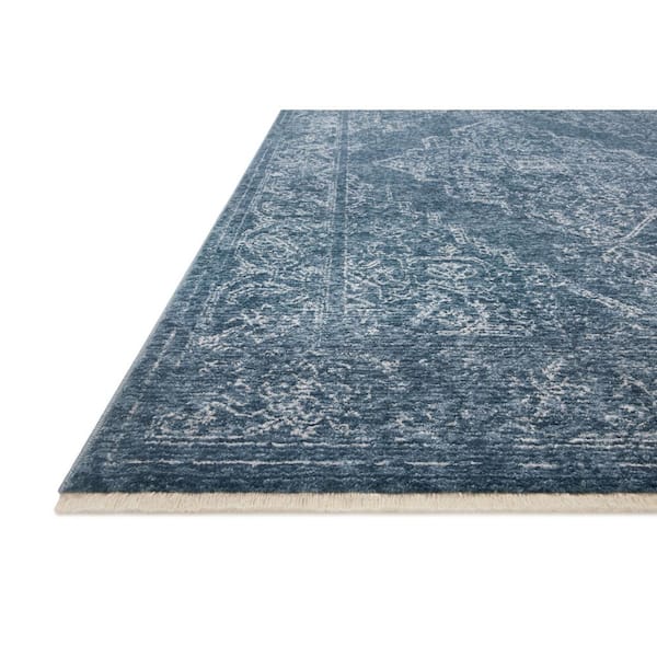 Vance Denim/Dove 2 ft. x 4 ft. Traditional Fringed Area Rug