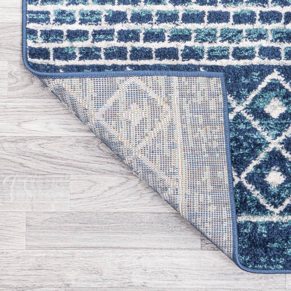 Navy and Cream Reversible Synthetic Geometric Area Rug 5' x 8'