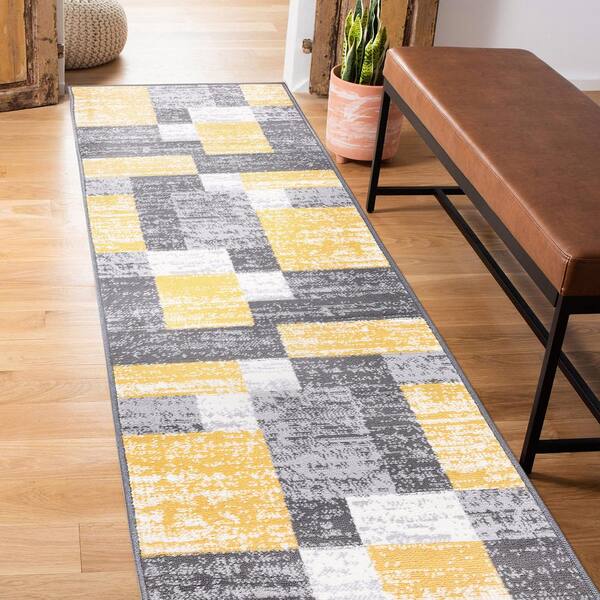 World Rug Gallery Contemporary Tropical Leaves Indoor/Outdoor Waterproof Patio Area Rug, Yellow, 2x7 ft