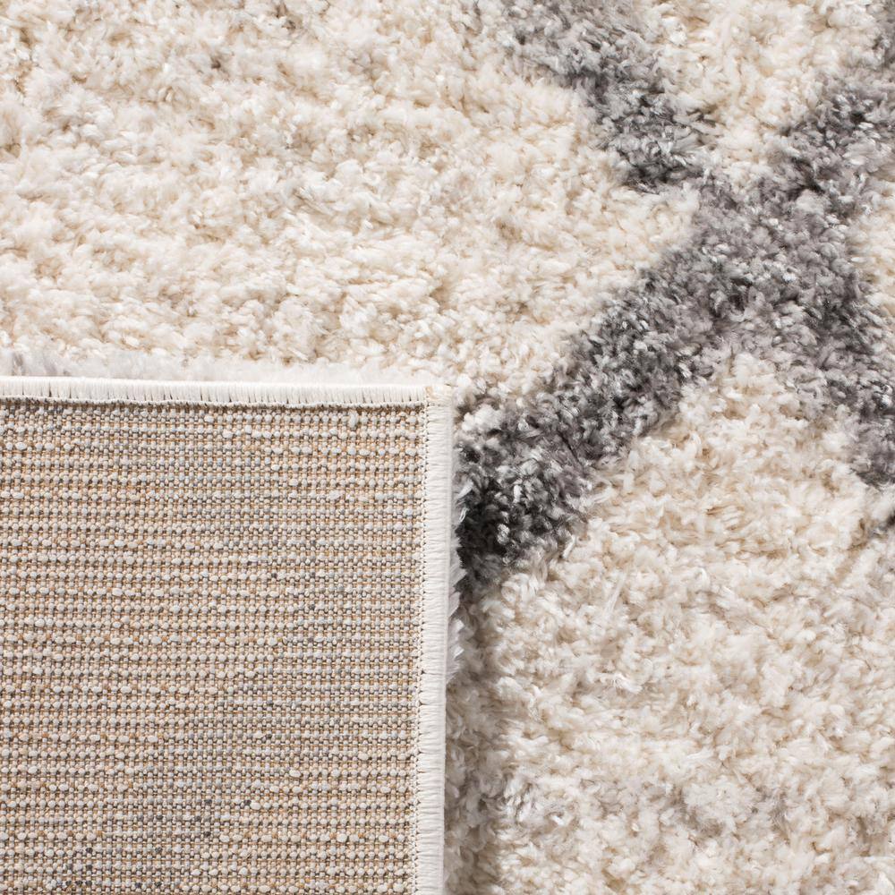 Luxurious Hand-Knotted Gray Shag Area Rug 5' x 7'