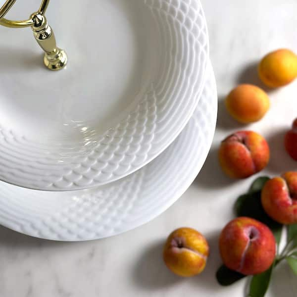 White porcelain 2024 cake stand