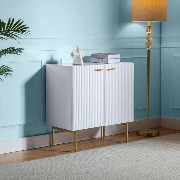 JAYDEN CREATION Laconia 30 in. Tall 2-Door White Accent Cabinet with Shelves