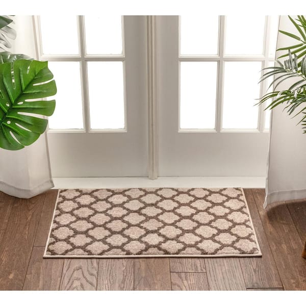 https://images.thdstatic.com/productImages/5fcdf6c4-6271-4d36-966d-a8c7012160bb/svn/natural-well-woven-area-rugs-mc-52-3-44_600.jpg