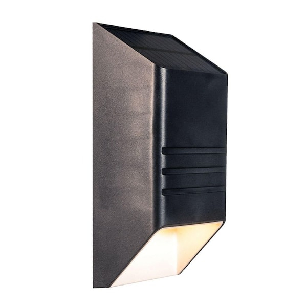 30 Lumen Black Integrated LED Solar Stair Light