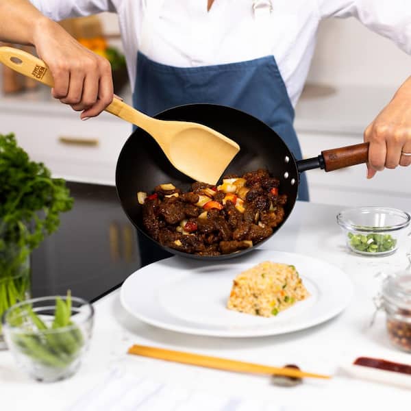 JOYCE CHEN Classic Series 9.5 in Carbon Steel Preseasoned Stir Fry