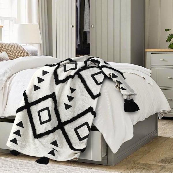 Avant Garde Black/White 50 in. x 60 in. Modern Boho Tufted Double Diamond Geometric All Natural Cotton Throw Blanket
