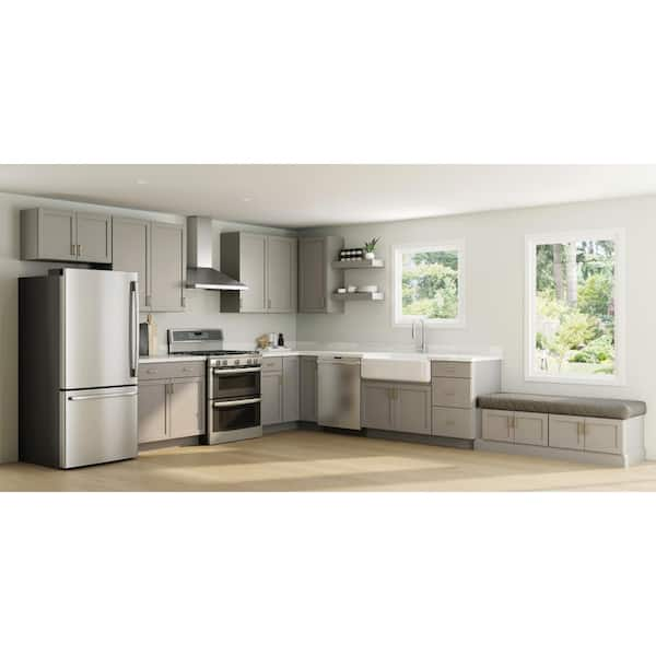 https://images.thdstatic.com/productImages/5fe466b4-1a73-4547-b0c9-4b3ec4034be1/svn/sterling-gray-hampton-bay-assembled-kitchen-cabinets-w302415-csg-e1_600.jpg