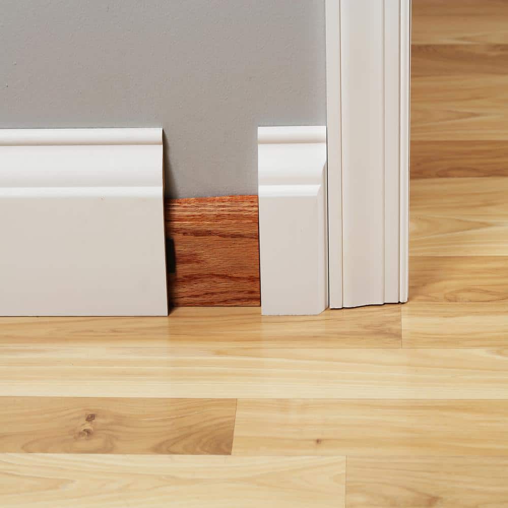 Primed Radiata Pine Traditional Baseboard Moulding Block