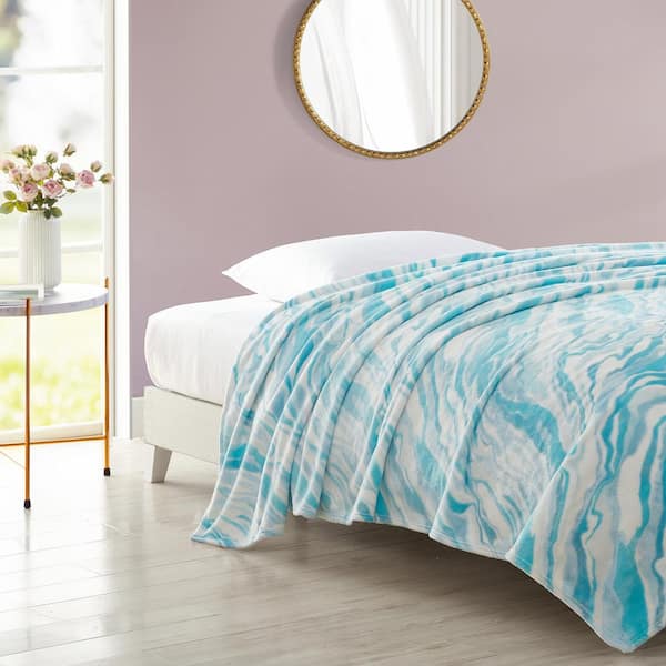 BETSEY JOHNSON Marble Blue Microfiber King Blanket