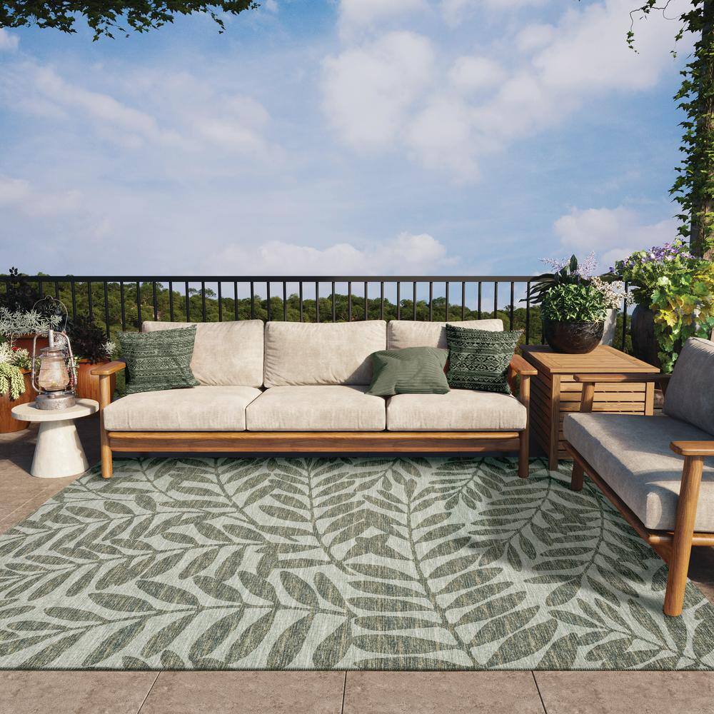 Yuma Tropical Leaves Green Chenille 3' x 5' Easy-Care Area Rug