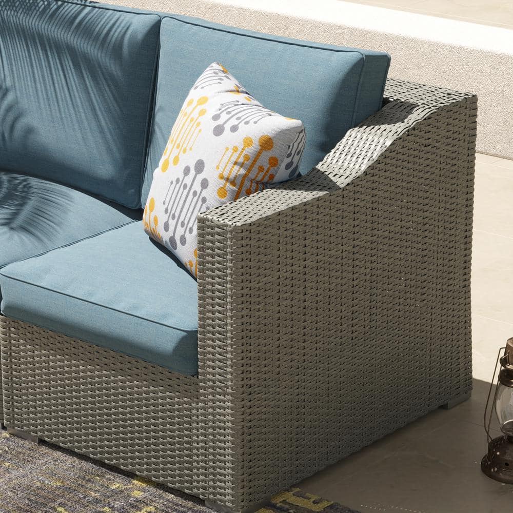 Corvus 3-Person Grey Wicker Sofa Set with Blue Cushions