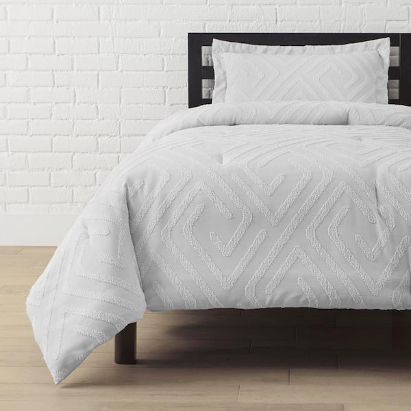 StyleWell 2-Piece Shadow Gray and White Geometric Chenille Twin/Twin XL Comforter Set