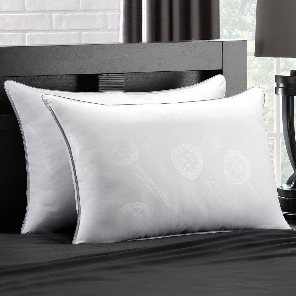Standard Size White Hypoallergenic Polyester Pillow Set