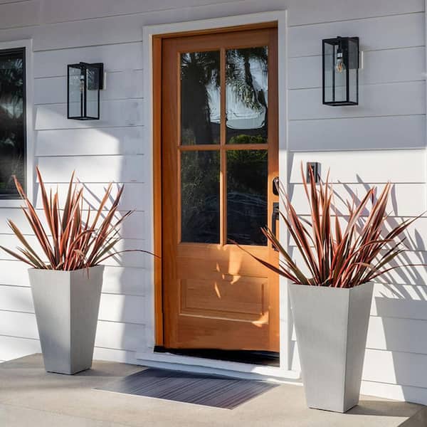 Large Gray Resin Indoor/Outdoor Planter (15.25 in. W x 30 in. H)2