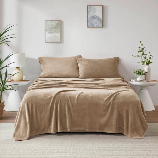 TRUE NORTH Soloft Plush 4-Piece Taupe Polyester King Sheet Set