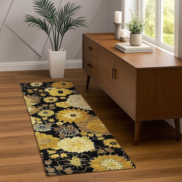 Chantille Machine Washable Indoor/Outdoor Abstract ACN2294 Black 2 ft. 3 in. x 7 ft. 6 in. Runner Rug