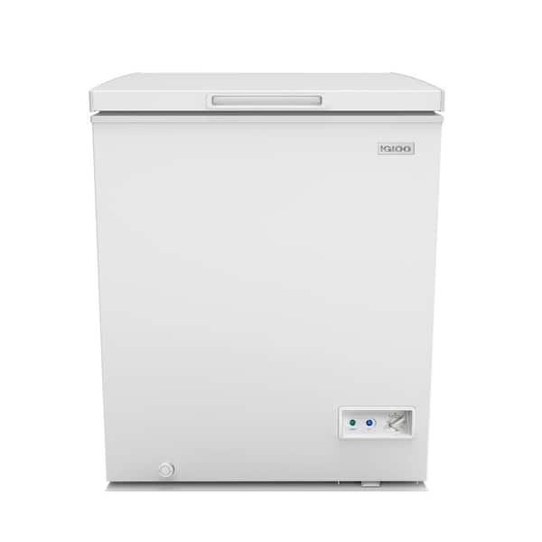 IGLOO 21.89 in. W 5.0 cu. ft. Manual Defrost Chest Freezer in White  ICFXX50WH6A - The Home Depot