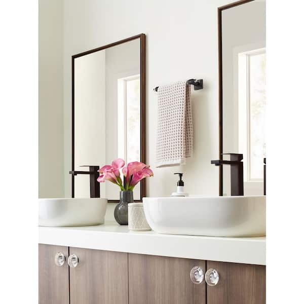 Glacio 8 in. (203 mm) L Towel Bar in Clear/Oil-Rubbed Bronze