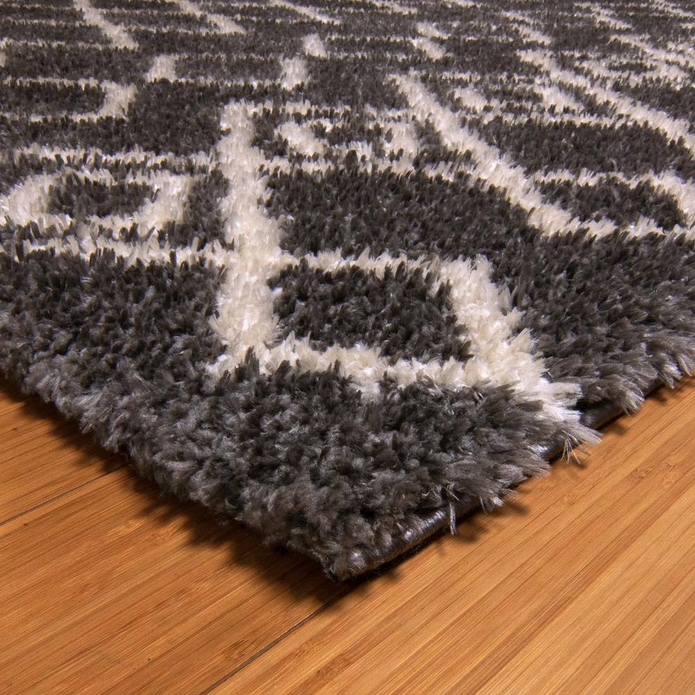 Thayer Jamila Gray 6'6" x 9'6" Modern Shag Area Rug