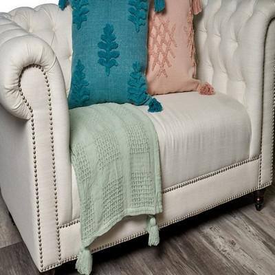 Jade Green Organic Cotton Woven Throw Blanket with Tassels
