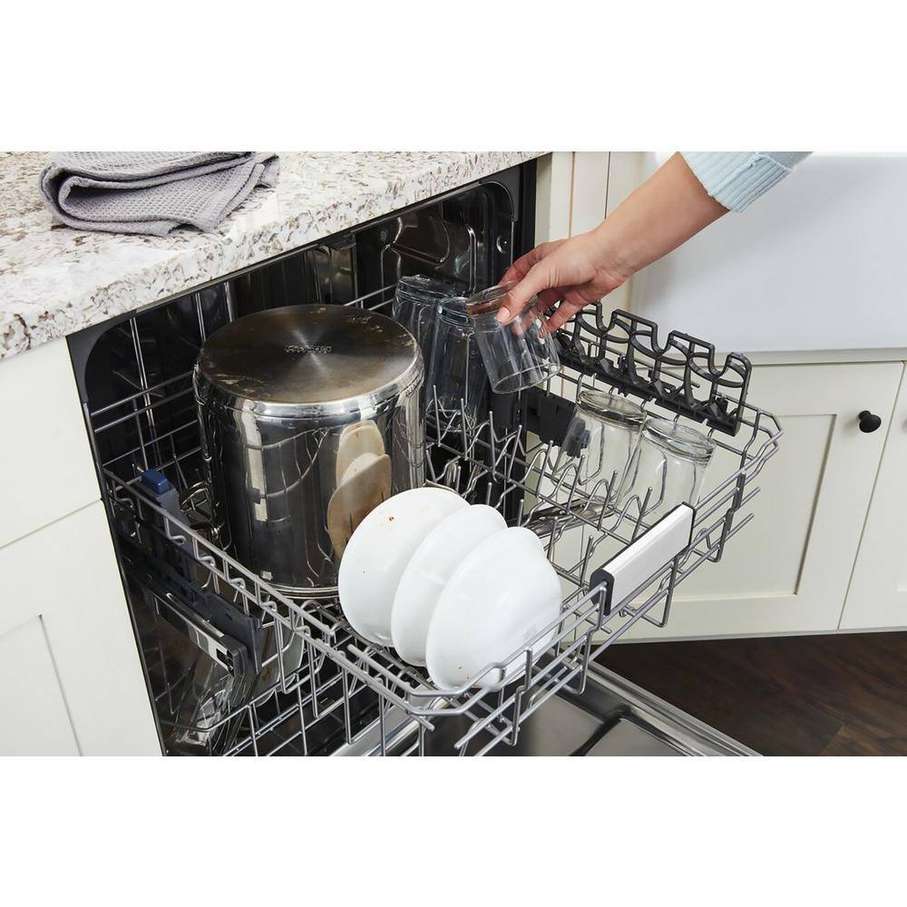Fingerprint Resistant Stainless Steel Tub Dishwasher with Dual Power Filtration