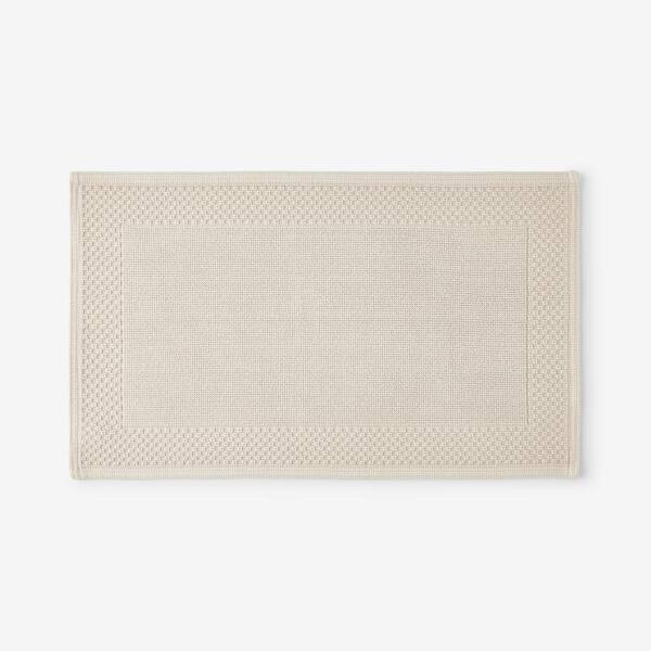 Legends Luxury Sterling 30 in. x 50 in. Latte Bath Mat