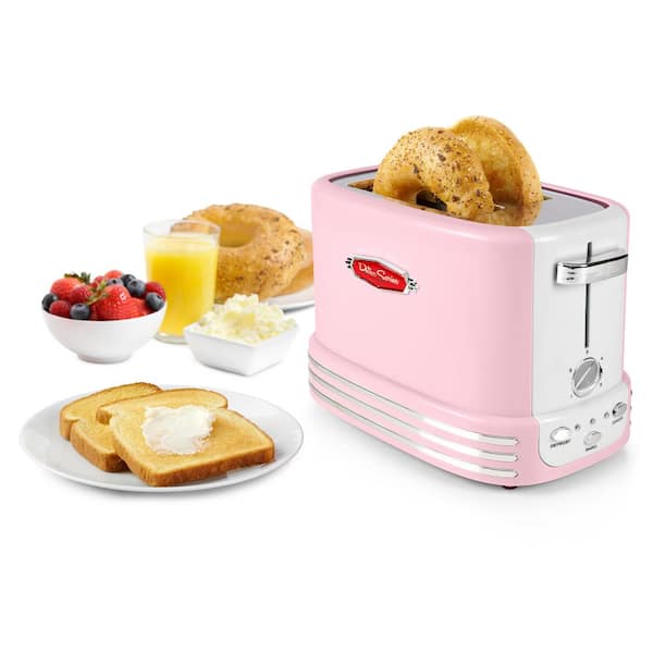 https://images.thdstatic.com/productImages/60a0d4a7-a0eb-420c-9fe4-5be24e46338d/svn/pink-nostalgia-toasters-rtos200pk-1f_600.jpg