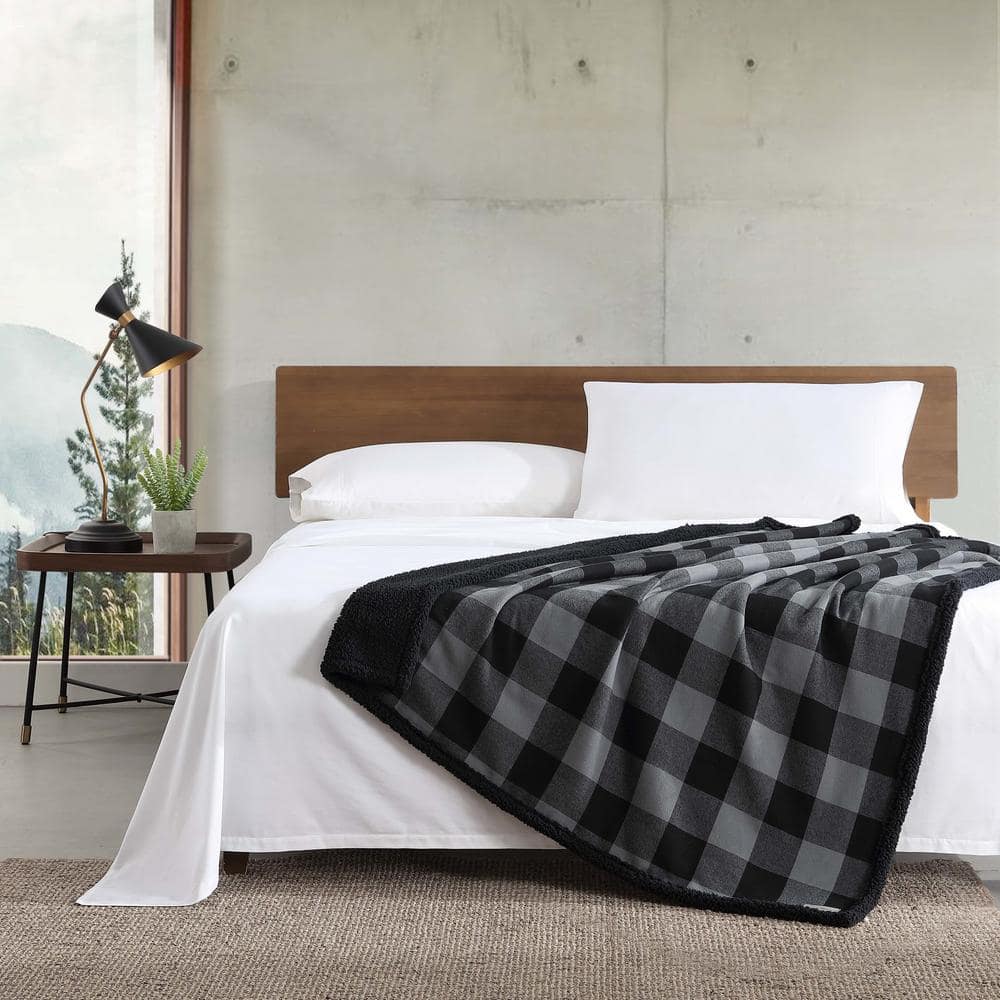 50"x60" Reversible Cabin Plaid Sherpa Throw Blanket