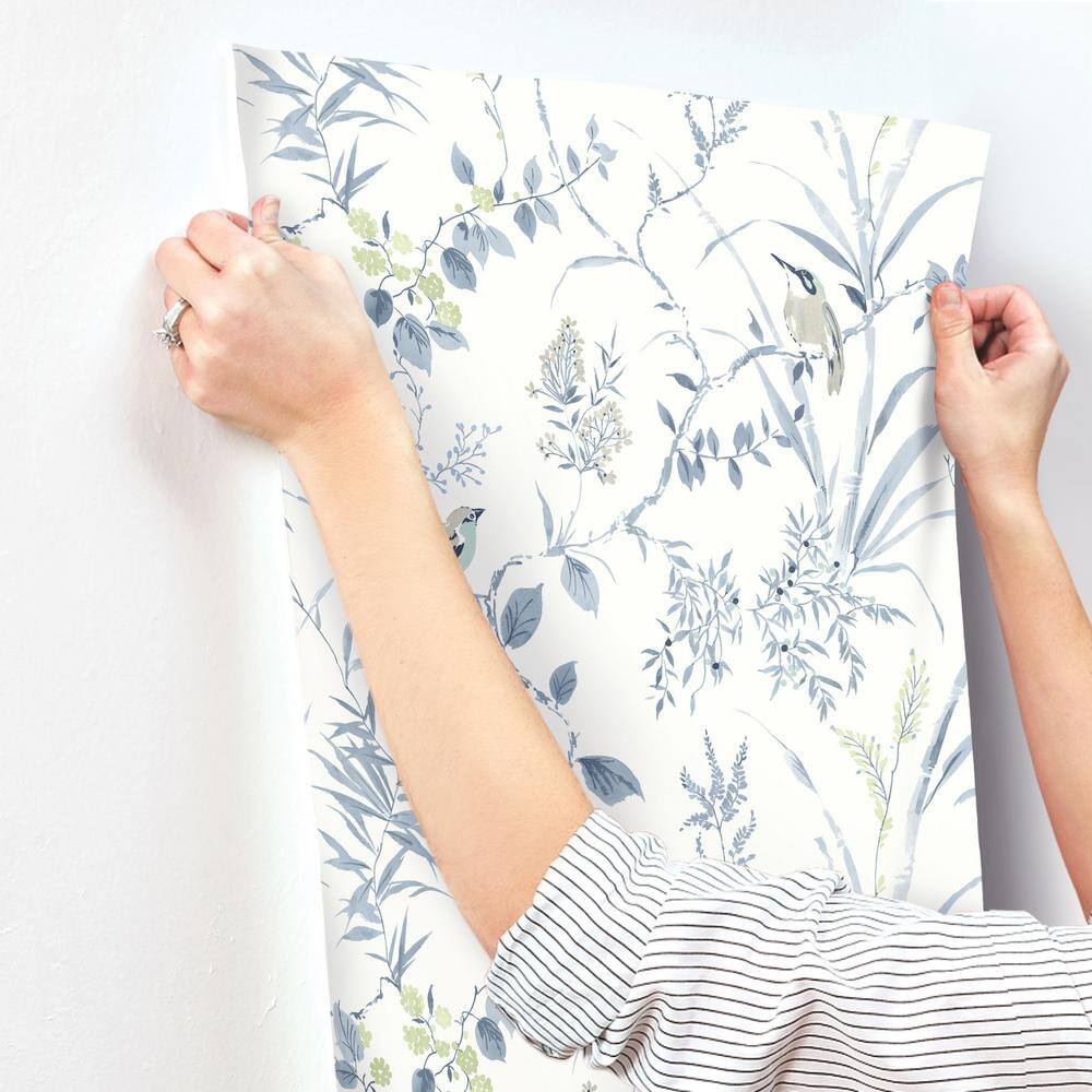 Imperial Garden Blue Botanical Non-Woven Wallpaper Roll