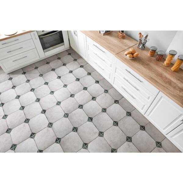 https://images.thdstatic.com/productImages/60bd6be9-02d1-51fa-a0b7-b628d5c9bb78/svn/emerald-corner-merola-tile-porcelain-tile-feo8reedco-e1_600.jpg