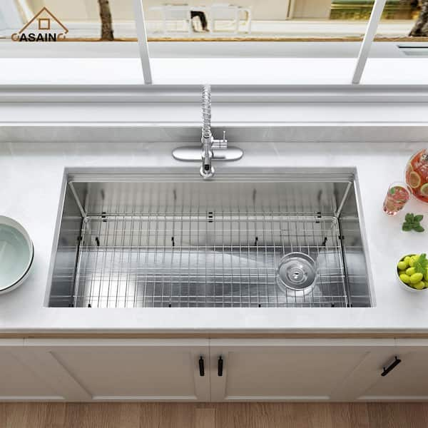 https://images.thdstatic.com/productImages/60c4473e-f99e-4cb8-86b2-6f08f930b05f/svn/brushed-stainless-steel-casainc-undermount-kitchen-sinks-ca-06-us36sw-31_600.jpg