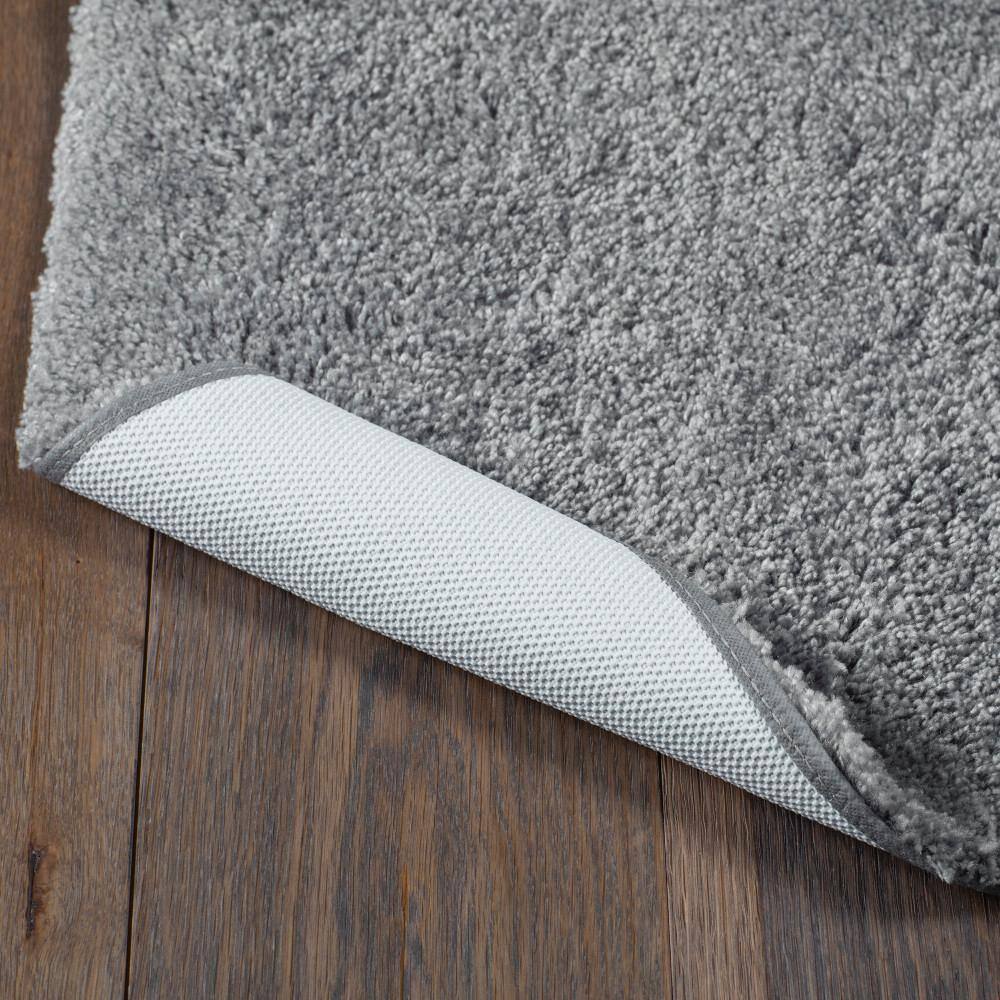 Gray Flannel Plush Polyester Bath Mat, 2'x3'4"