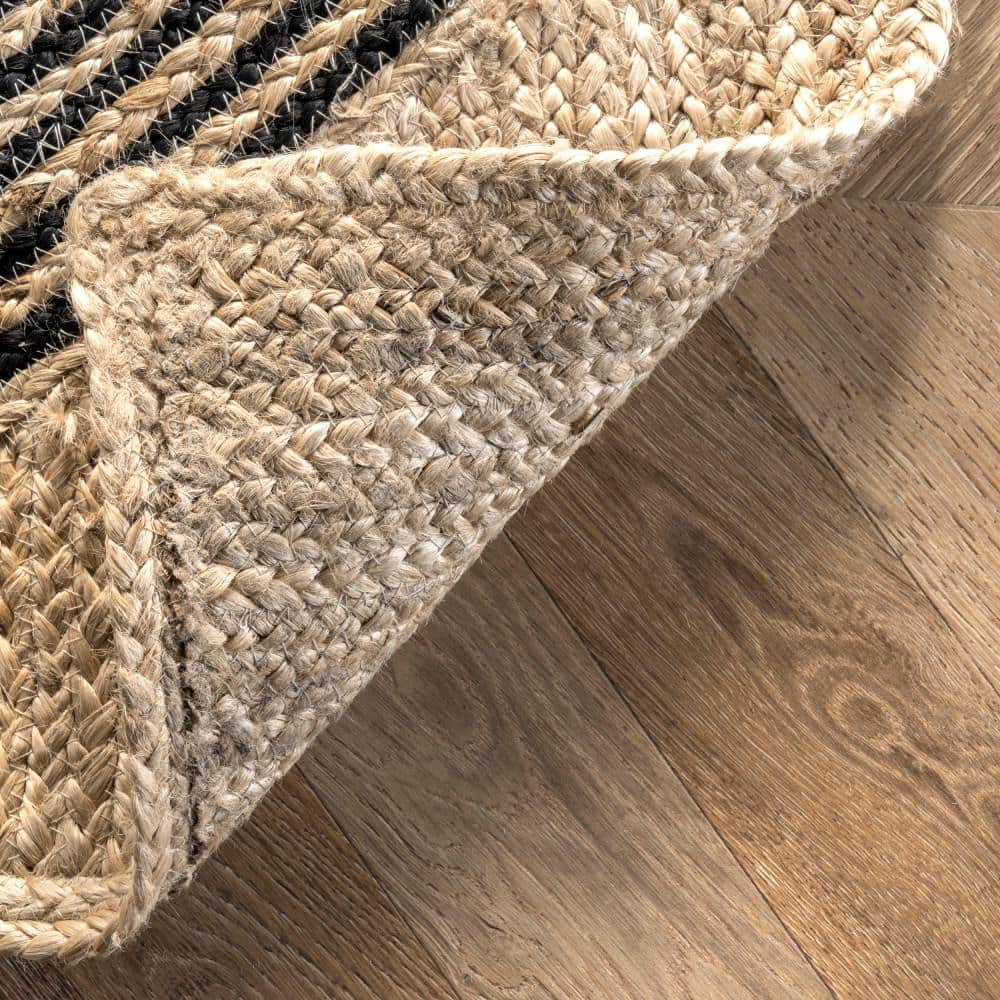 Axel Diamond Jute 5' x 8' Black and Natural Area Rug