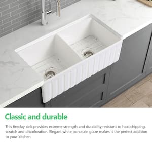 YSNSINK CPRO White Fireclay 33 in. x 20 in. 50/50 Double Bowl Farmhouse Apron Kitchen Sink with Grid and Strainer