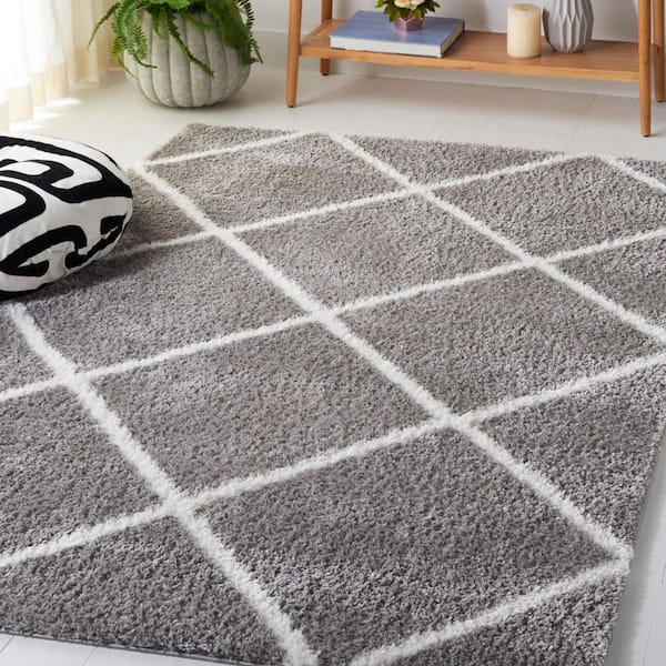 Tahoe Shag 7 ft. x 9 ft. Gray/White Diamond Abstract Area Rug