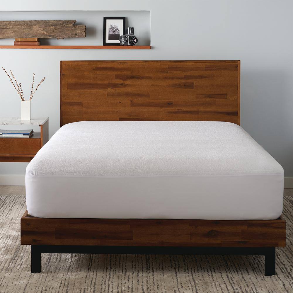 Twin White Terry Cloth Waterproof Mattress Protector