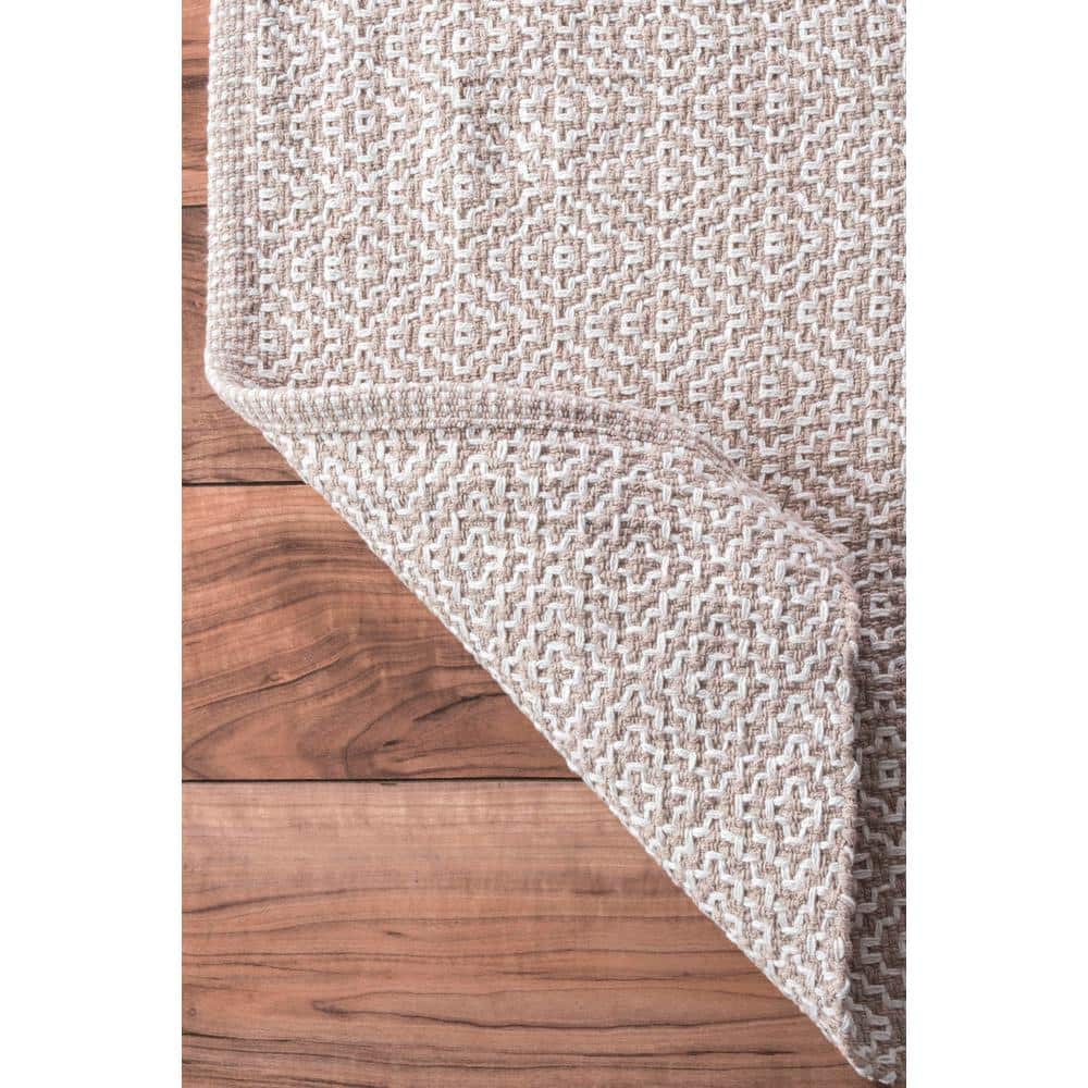 Handmade Taupe Geometric Cotton Tufted Area Rug 5' x 8'