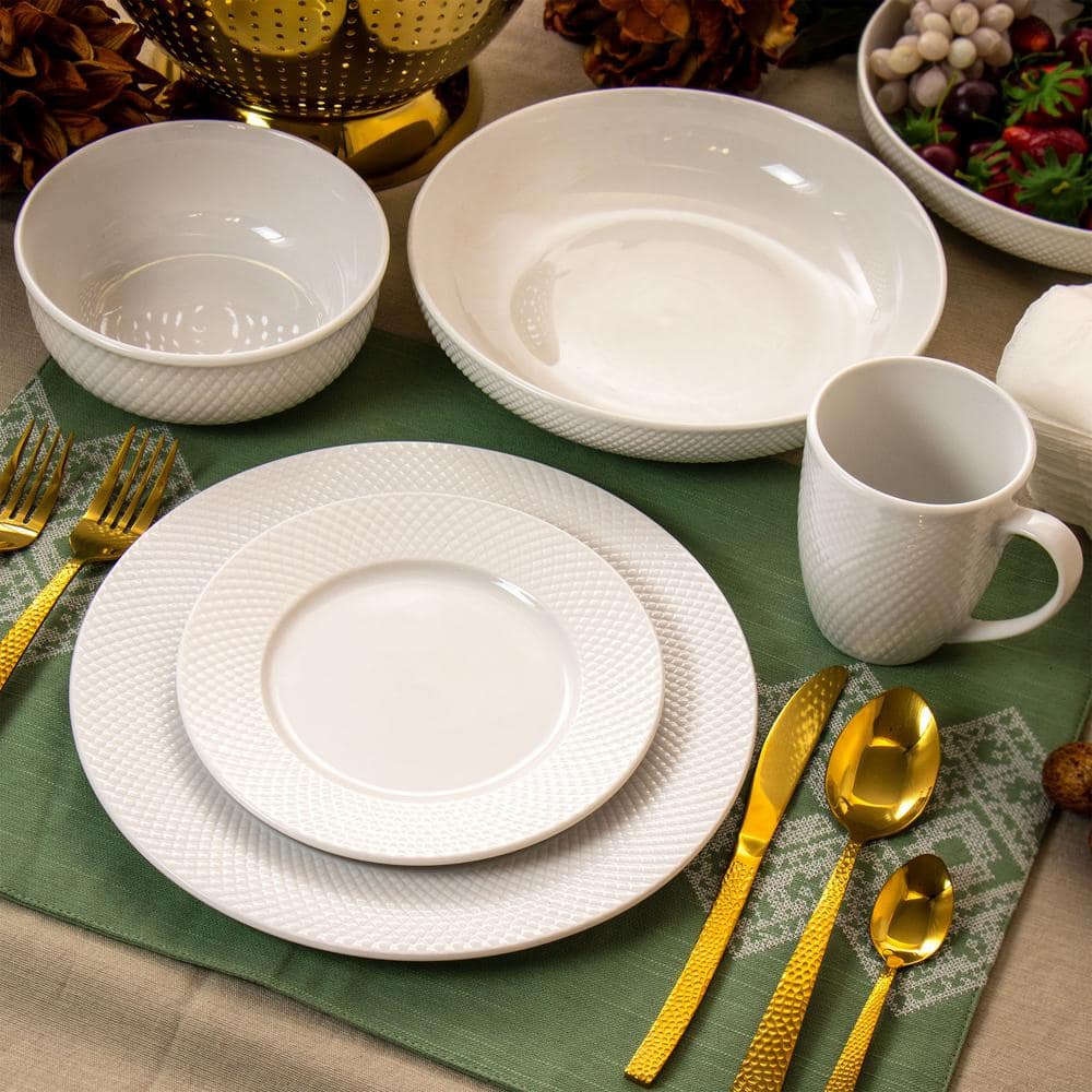 Elama 18-Piece White Porcelain Round Dinnerware Set
