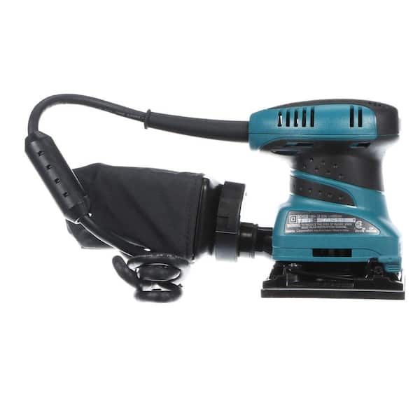 Makita 2 Amp Corded 1/4 Sheet Finishing Sander with 60G Paper 