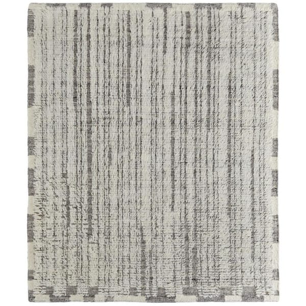 HomeRoots 4 ft. x 6 ft. Gray, Ivory Striped Area Rug